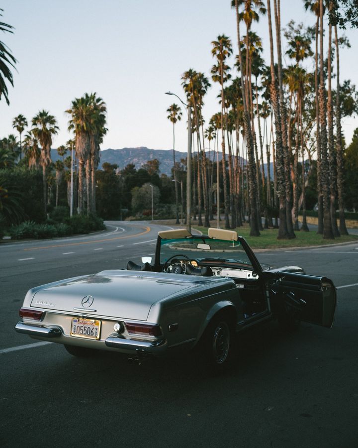 Feel the breeze in your hair and the road under your wheels.
📷 jackmorris (IG)& omararef (IG)